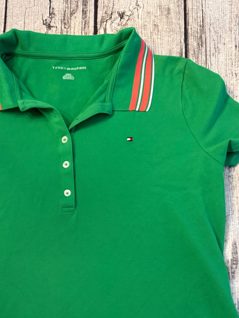 NWOT. Tommy Hilfiger Womens Polo shirt. Size L